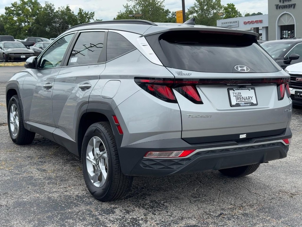 Hyundai Tucson Vehicle Full-screen Gallery Image 07