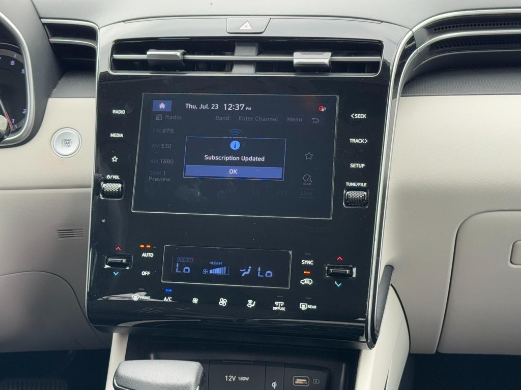 Hyundai Tucson Vehicle Full-screen Gallery Image 15