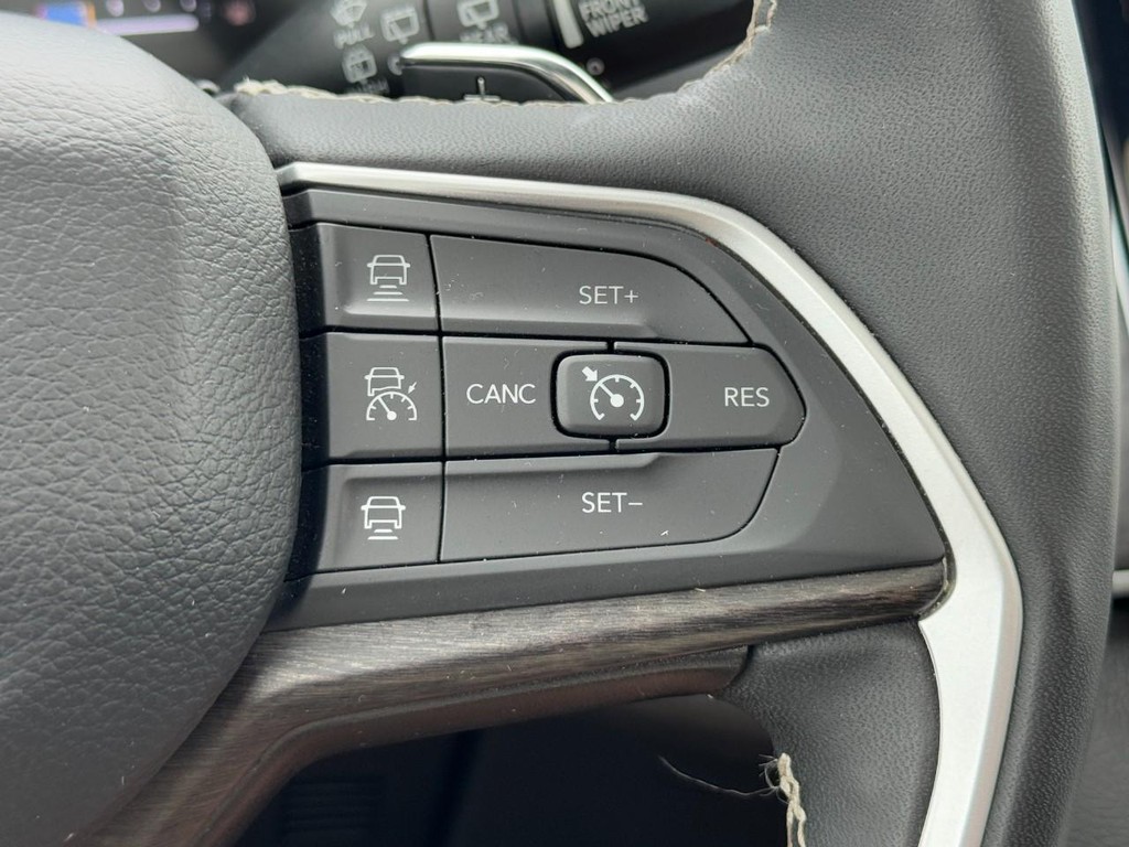 Jeep Grand Cherokee 4xe Vehicle Full-screen Gallery Image 20