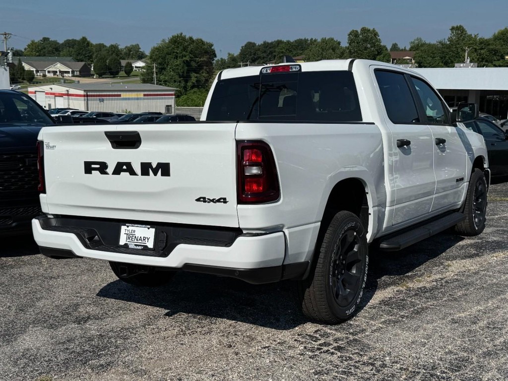 Ram 1500 Vehicle Full-screen Gallery Image 04