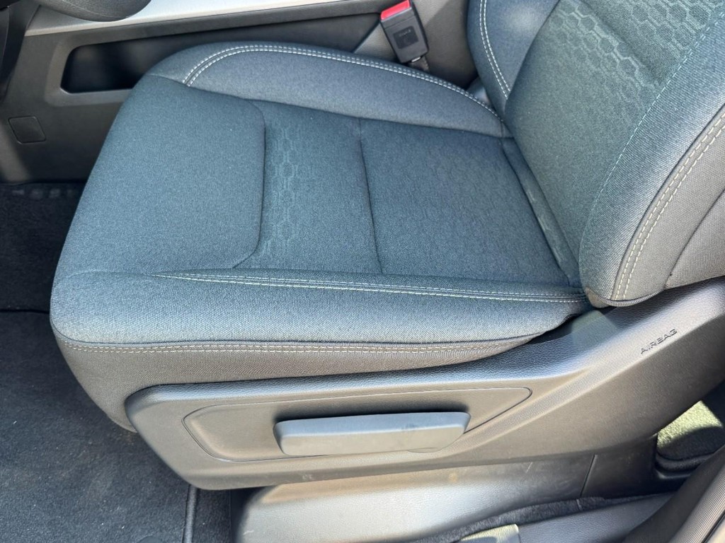 Ram 1500 Vehicle Full-screen Gallery Image 17