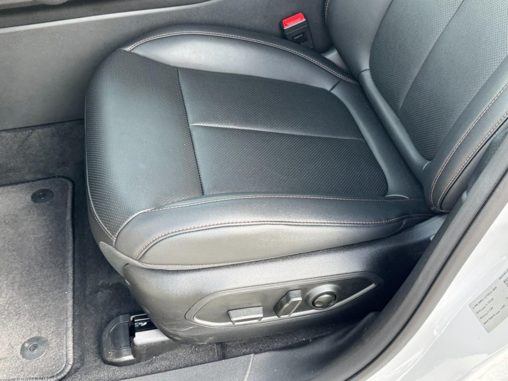Jeep Cherokee Vehicle Full-screen Gallery Image 18