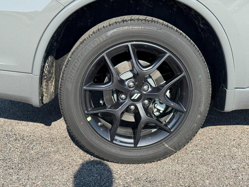 Dodge Durango Vehicle Full-screen Gallery Image 05