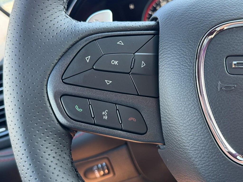 Dodge Durango Vehicle Full-screen Gallery Image 14