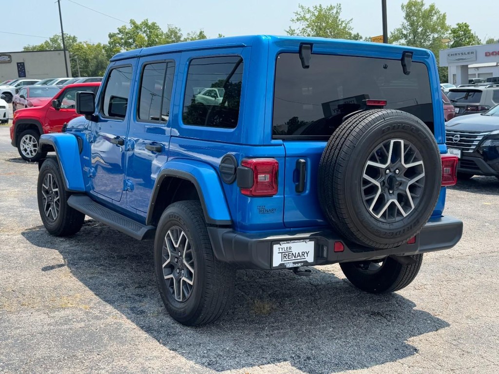 Jeep Wrangler Vehicle Full-screen Gallery Image 07