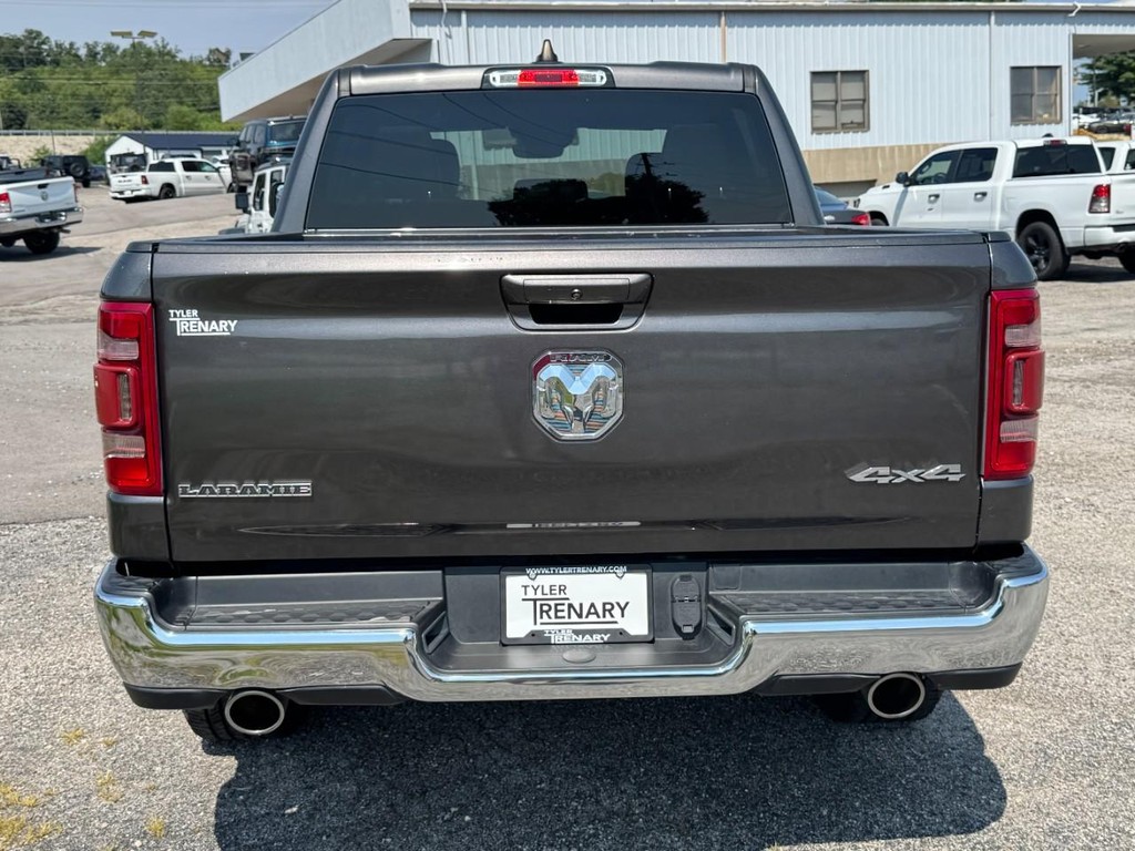 Ram 1500 Vehicle Full-screen Gallery Image 05