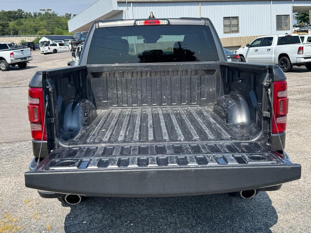 Ram 1500 Vehicle Full-screen Gallery Image 06