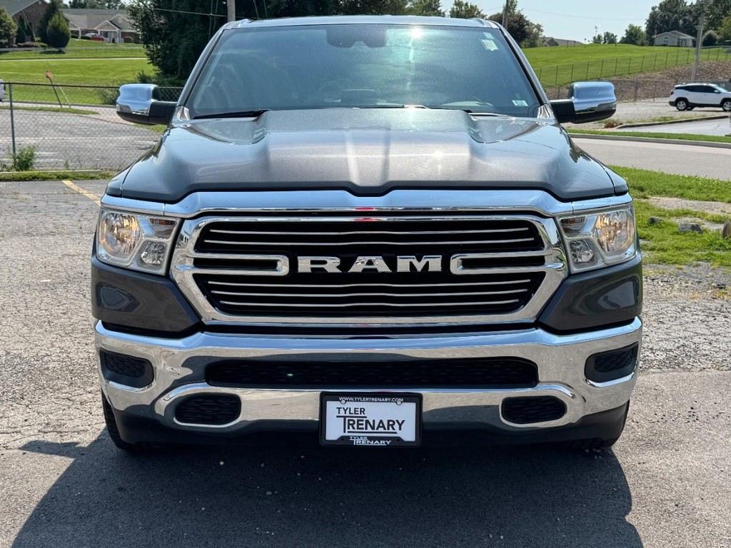 Ram 1500 Vehicle Full-screen Gallery Image 11