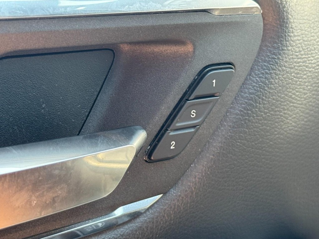 Ram 1500 Vehicle Full-screen Gallery Image 18