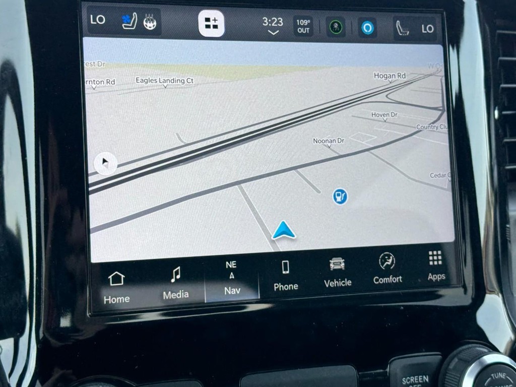 Ram 1500 Vehicle Full-screen Gallery Image 24