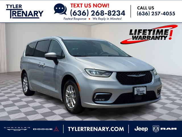 more details - chrysler pacifica