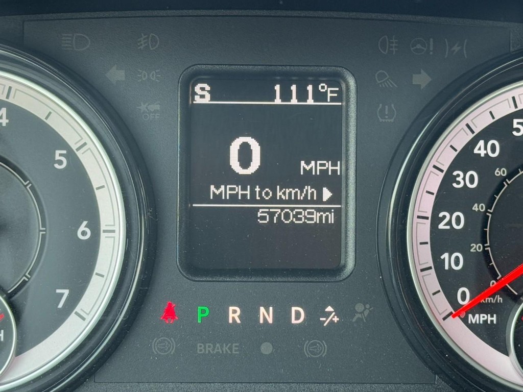 Ram 1500 Classic Vehicle Full-screen Gallery Image 20