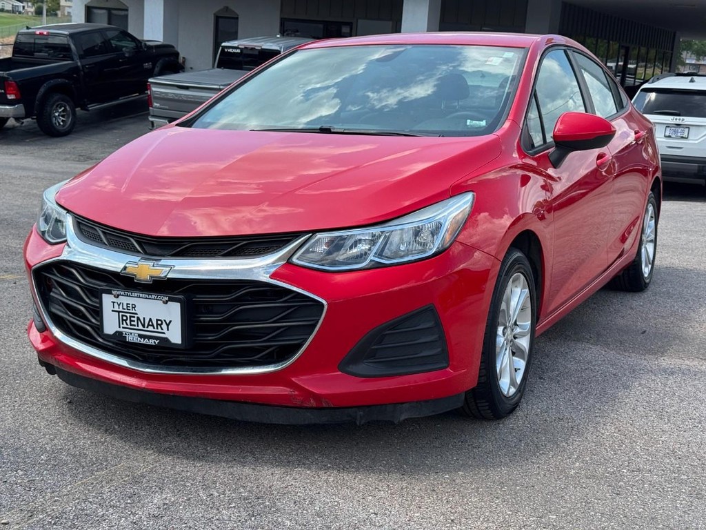 Chevrolet Cruze Vehicle Full-screen Gallery Image 10