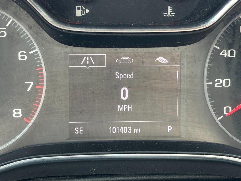 Chevrolet Cruze Vehicle Full-screen Gallery Image 20