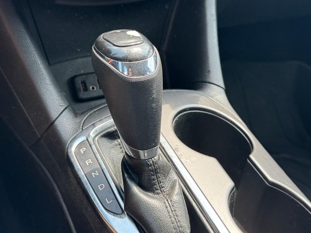 Chevrolet Cruze Vehicle Full-screen Gallery Image 21