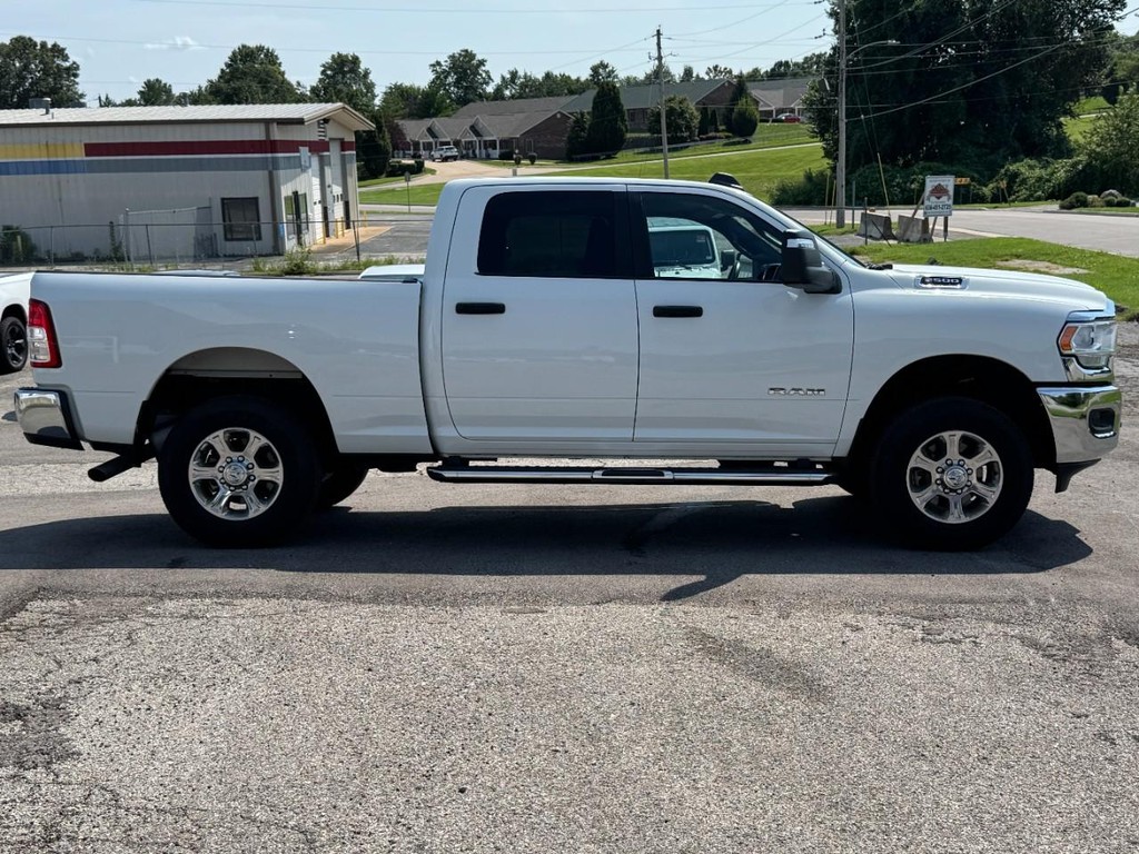 Ram 2500 Vehicle Full-screen Gallery Image 02