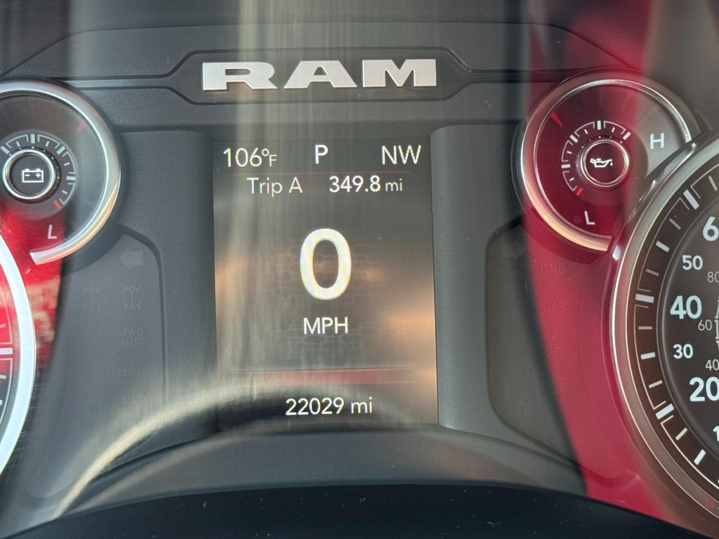 Ram 2500 Vehicle Full-screen Gallery Image 20