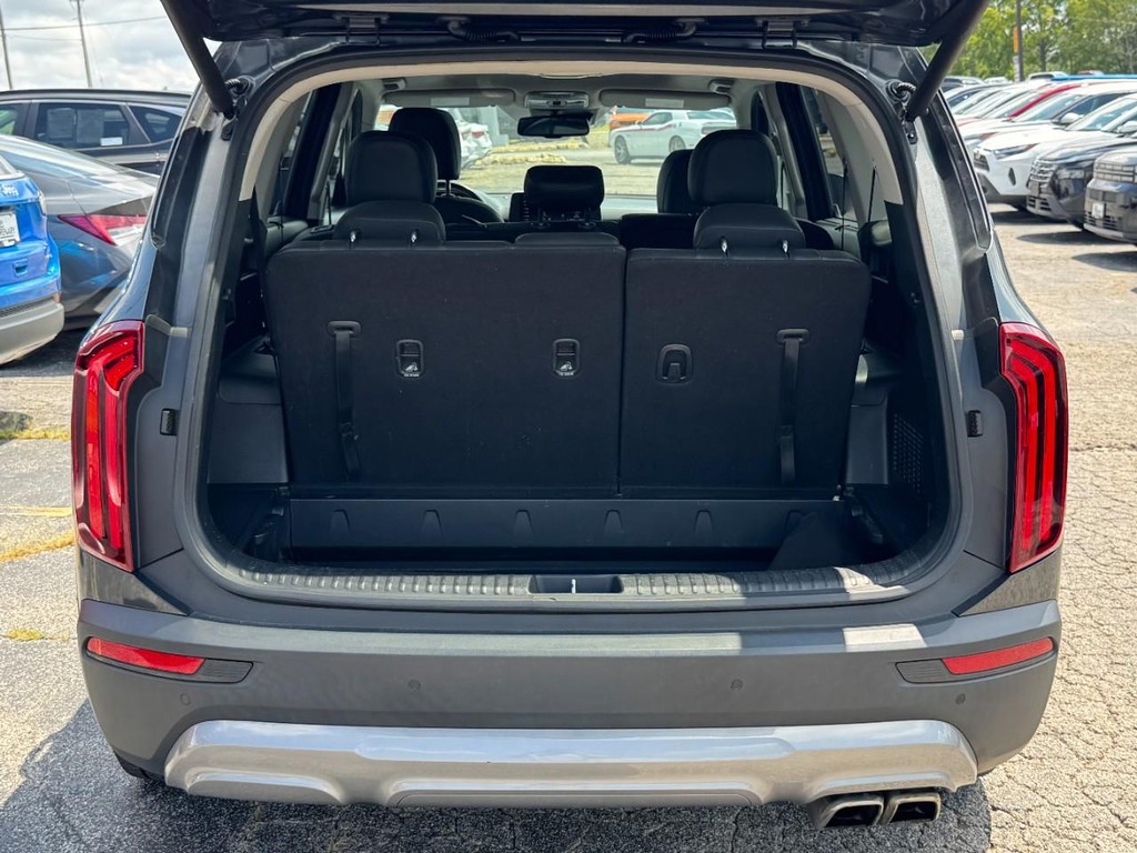 Kia Telluride Vehicle Full-screen Gallery Image 06