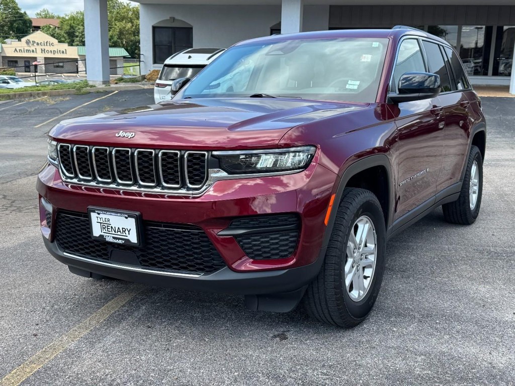 Jeep Grand Cherokee Vehicle Full-screen Gallery Image 10