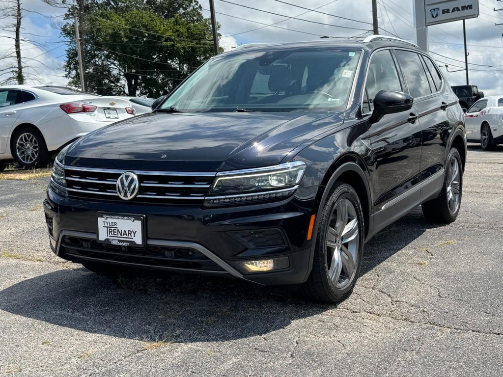 Volkswagen Tiguan Vehicle Full-screen Gallery Image 10