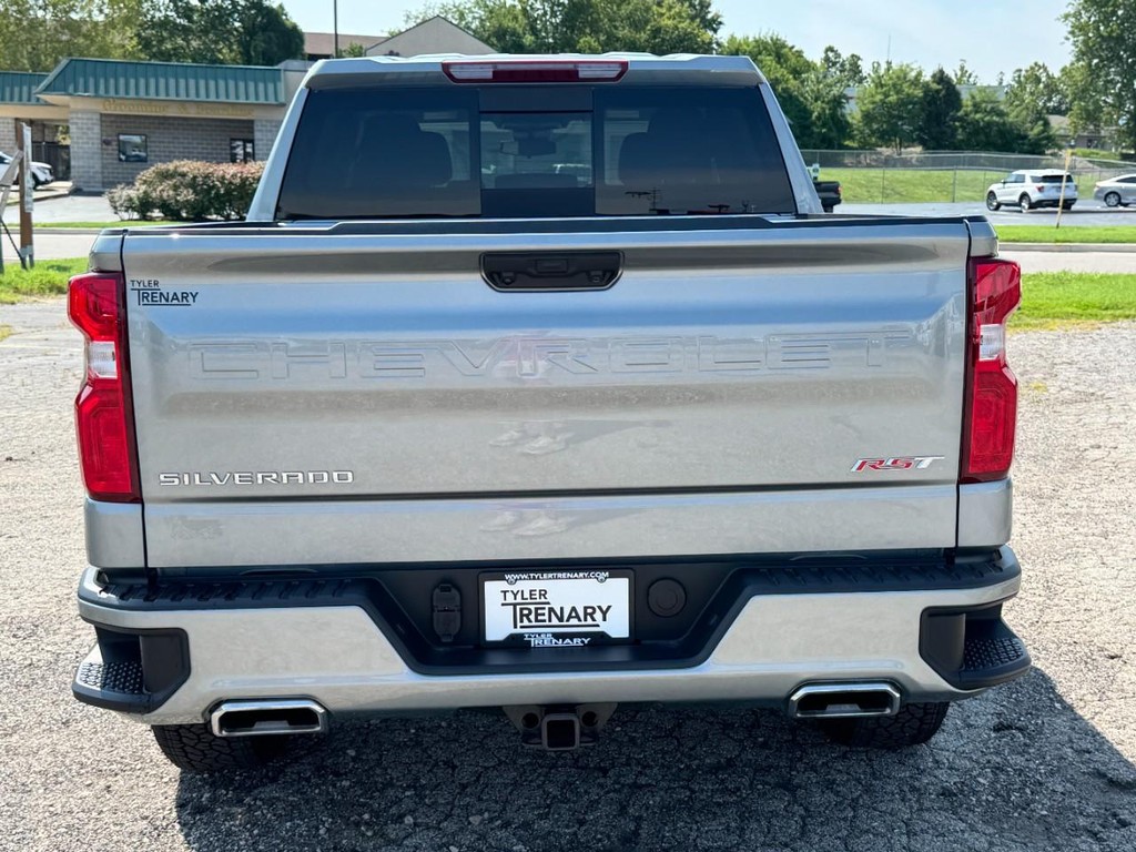 Chevrolet Silverado 1500 Vehicle Full-screen Gallery Image 05