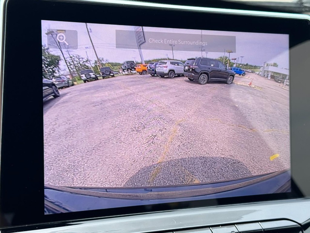 Jeep Compass Vehicle Full-screen Gallery Image 16