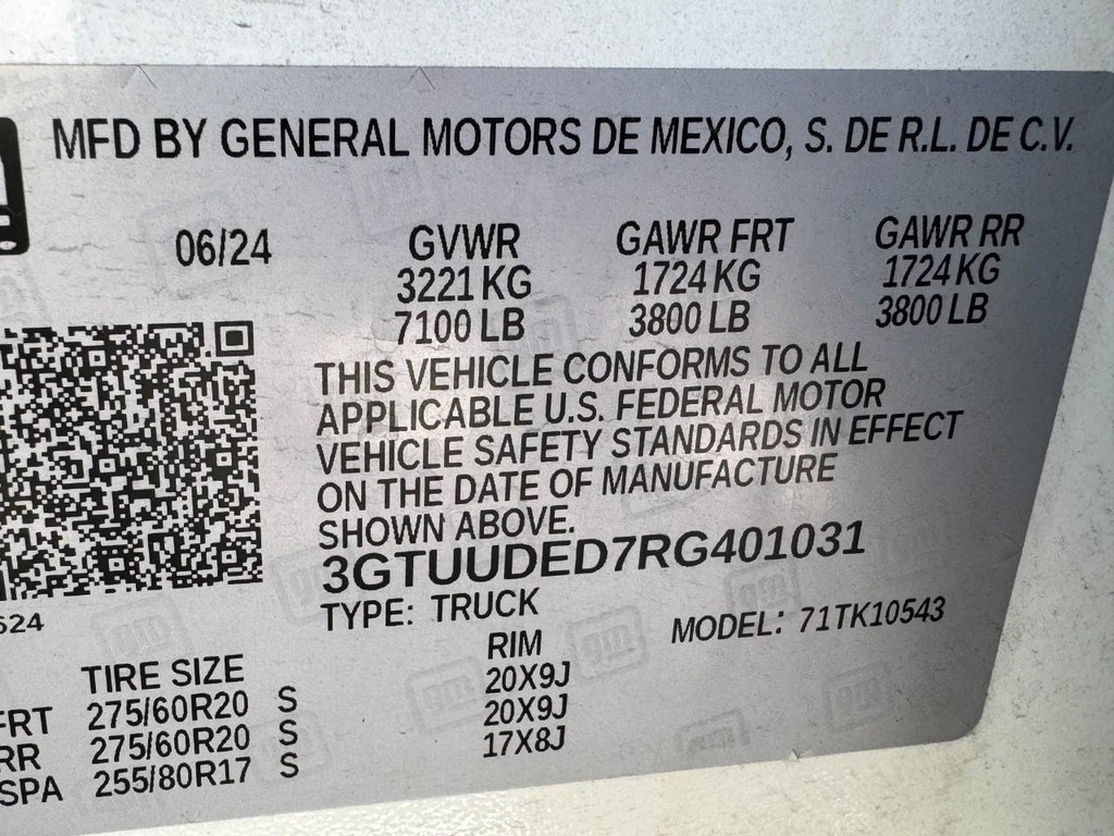 GMC Sierra 1500 Vehicle Full-screen Gallery Image 27