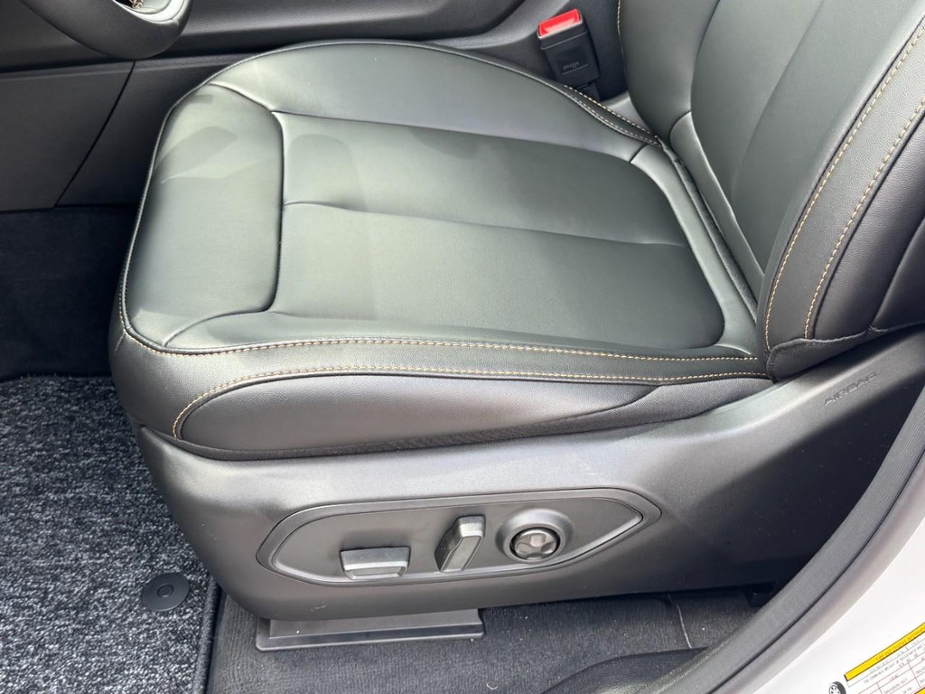 Jeep Grand Cherokee Vehicle Full-screen Gallery Image 18