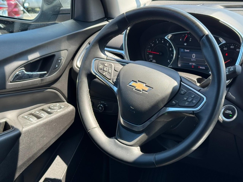 Chevrolet Equinox Vehicle Full-screen Gallery Image 12