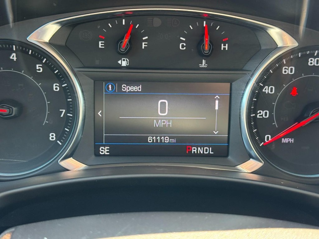 Chevrolet Equinox Vehicle Full-screen Gallery Image 18