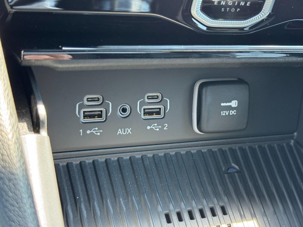 Jeep Grand Cherokee Vehicle Full-screen Gallery Image 15