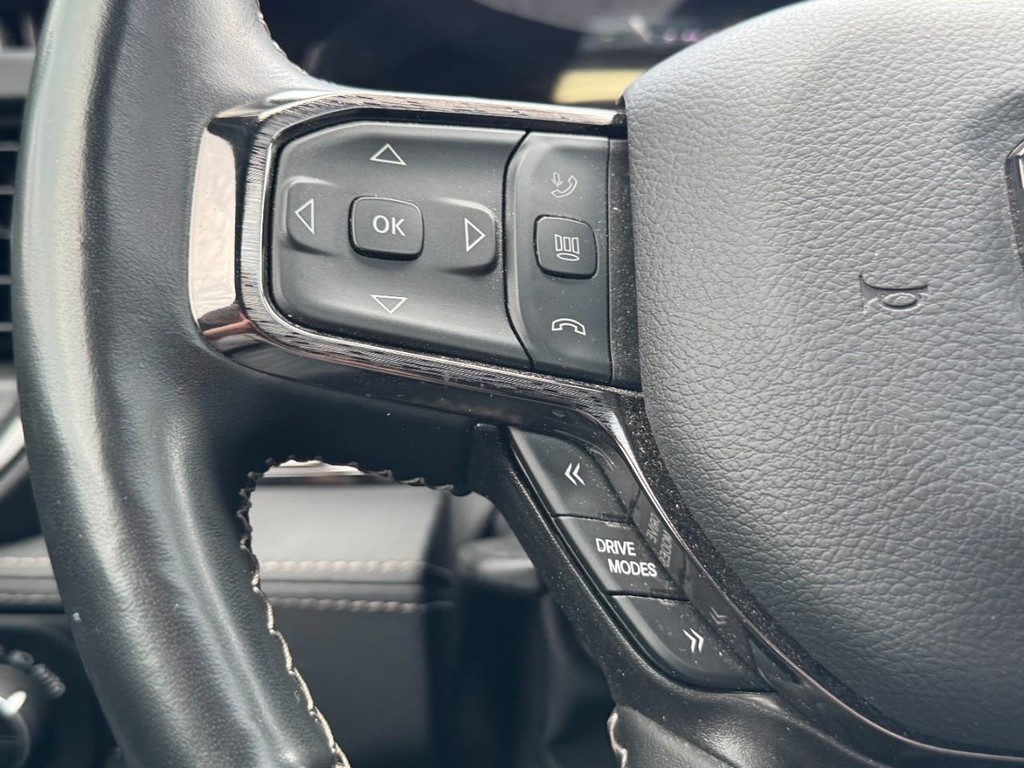 Ram 1500 Vehicle Full-screen Gallery Image 19