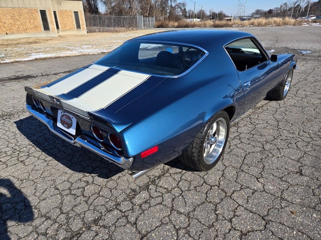Chevrolet Camaro Vehicle Image 35