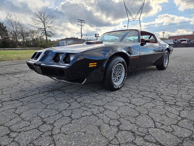 Pontiac Trans Am Vehicle Image 29