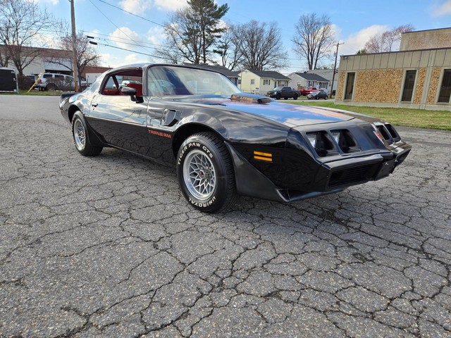 Pontiac Trans Am Vehicle Image 29