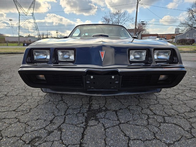 Pontiac Trans Am Vehicle Image 29