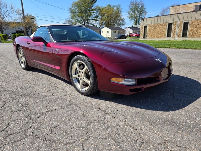 Chevrolet Corvette Vehicle Image 32