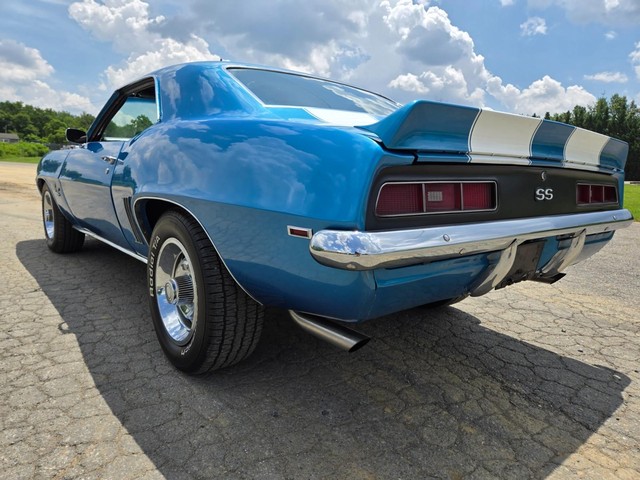 Chevrolet Camaro Vehicle Image 42