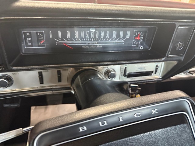 Buick Skylark Vehicle Image 18