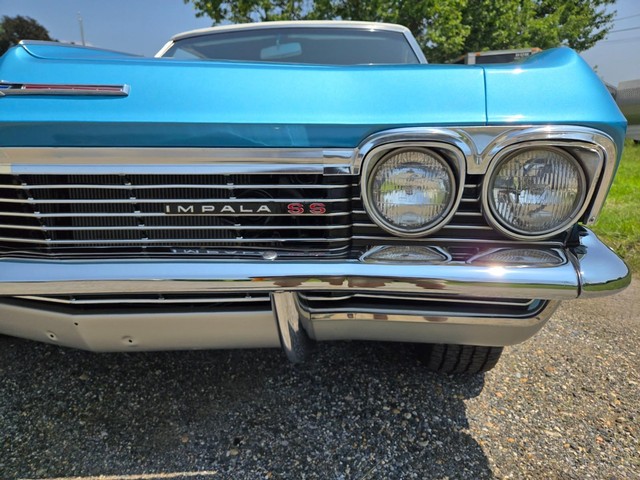 Chevrolet Impala Vehicle Image 40