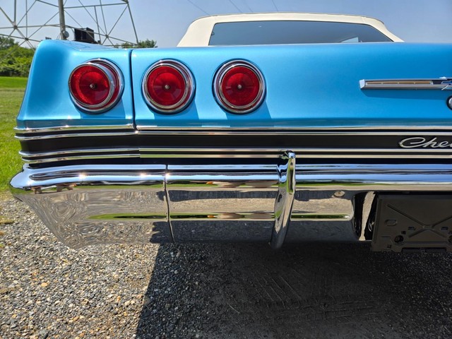 Chevrolet Impala Vehicle Image 40
