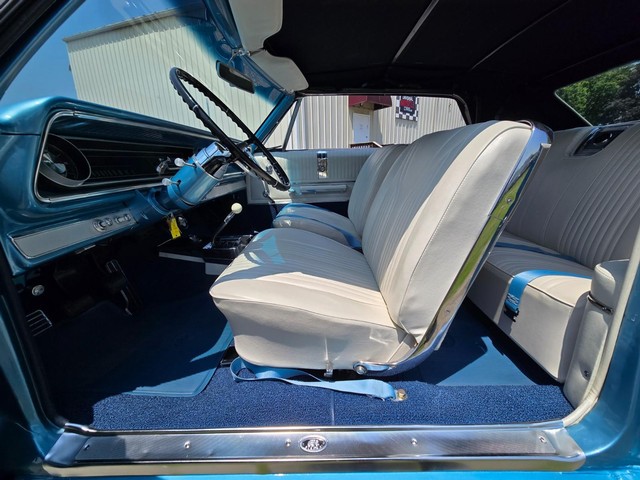 Chevrolet Impala Vehicle Image 40