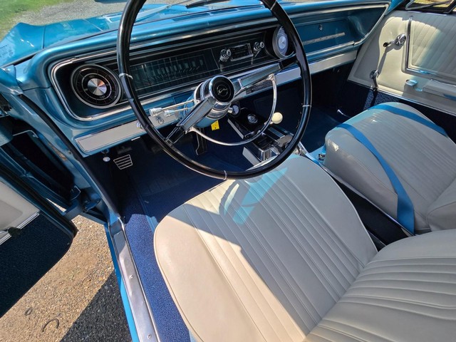 Chevrolet Impala Vehicle Image 40
