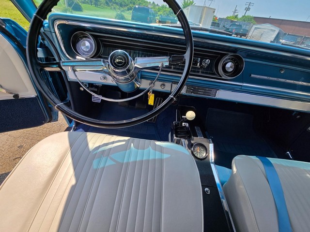 Chevrolet Impala Vehicle Image 40