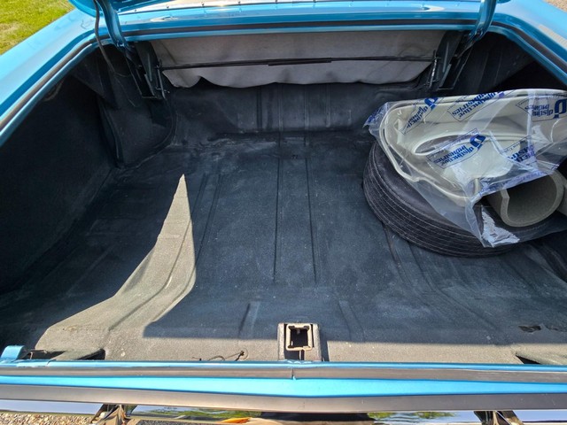 Chevrolet Impala Vehicle Image 40