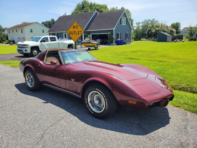 Chevrolet Corvette Vehicle Image 17