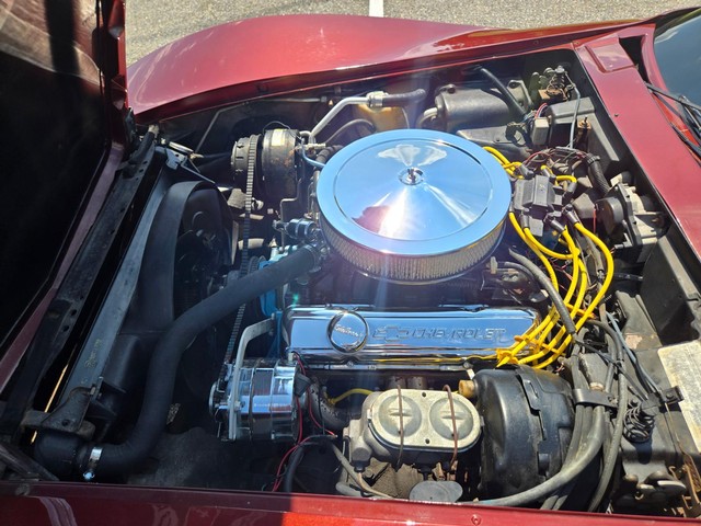 Chevrolet Corvette Vehicle Image 33