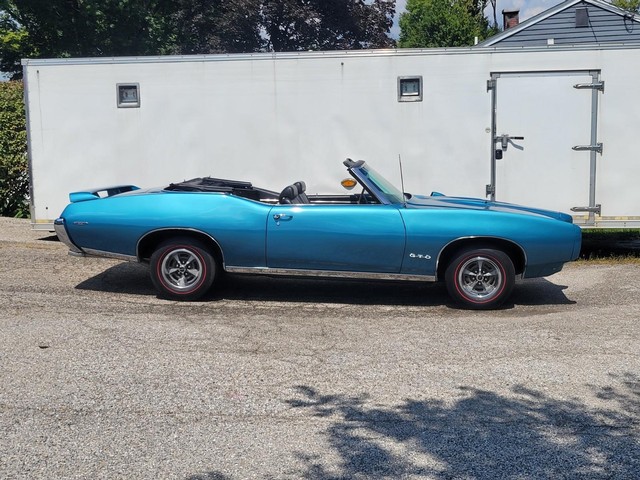 Pontiac GTO Vehicle Image 03
