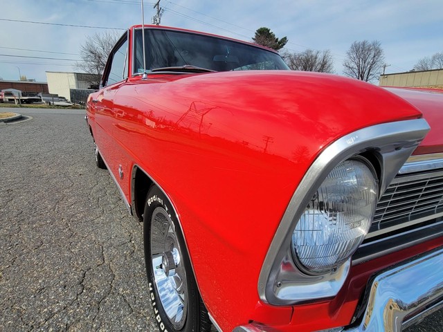 Chevrolet Nova Vehicle Image 09