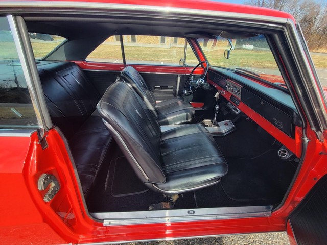 Chevrolet Nova Vehicle Image 18